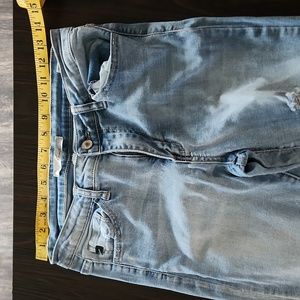 Kancan stretchy light wash distressed jeans